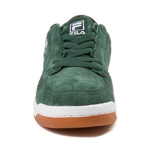 Fila Green Gum Men’s Tennis Shoes 9.5 EUC Fila Green Gum Men’s Tennis Shoes 9.5 EUC